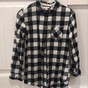 Black and White Plaid Flannel (14/16) XL Kids